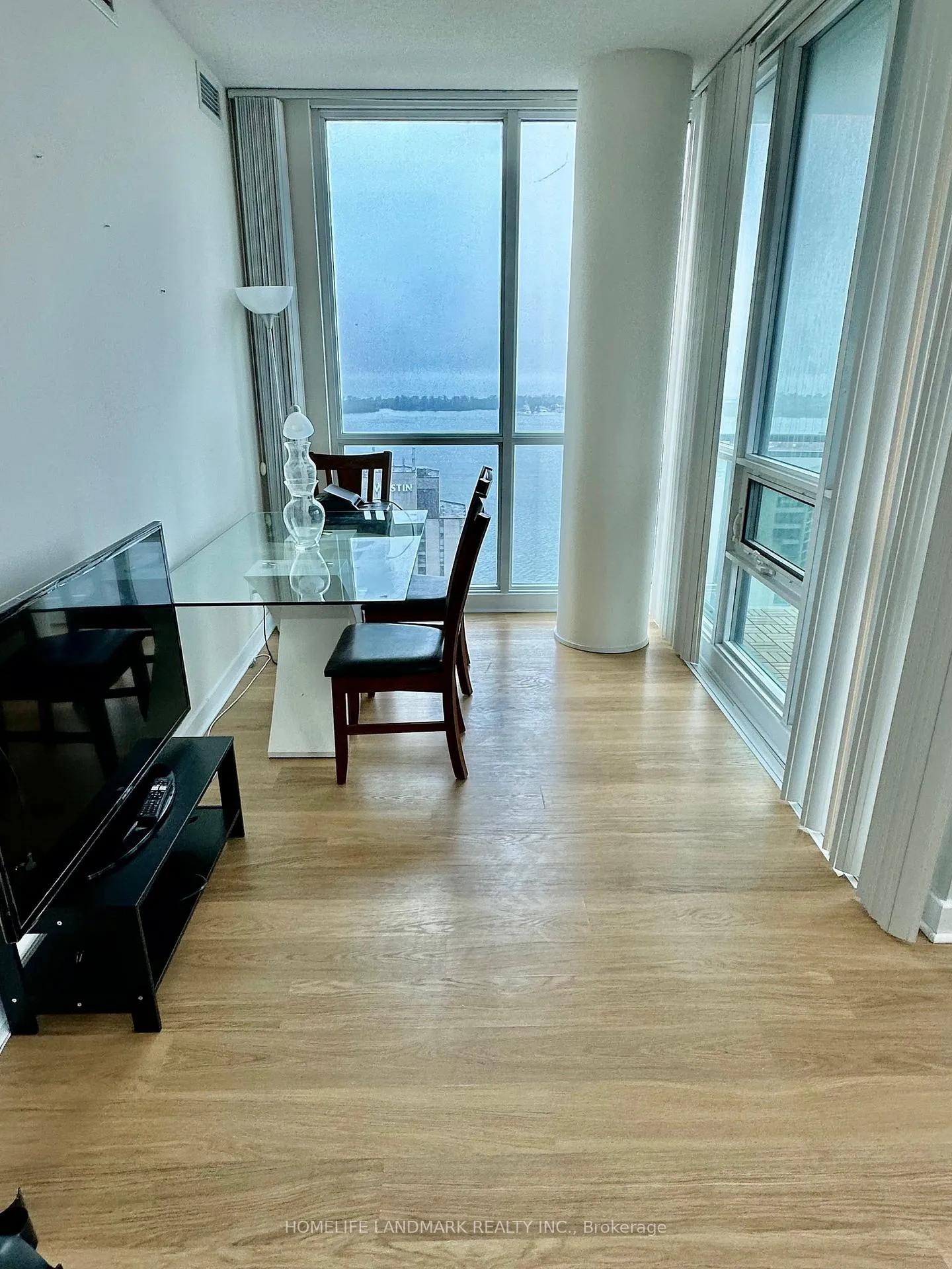 Photo 4 of Unit 4412, 33 Bay Street, Toronto, Waterfront Communities — HOMEH