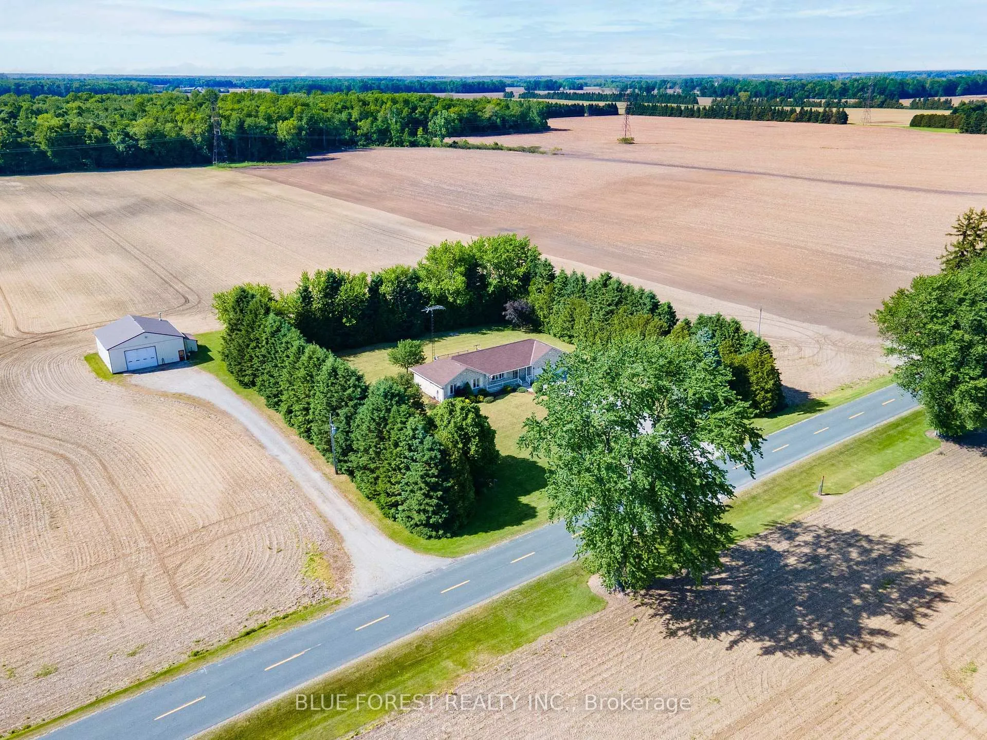 Photo 2 of 23168 Mcdougall Line, West Elgin, Rural West Elgin — HOMEH