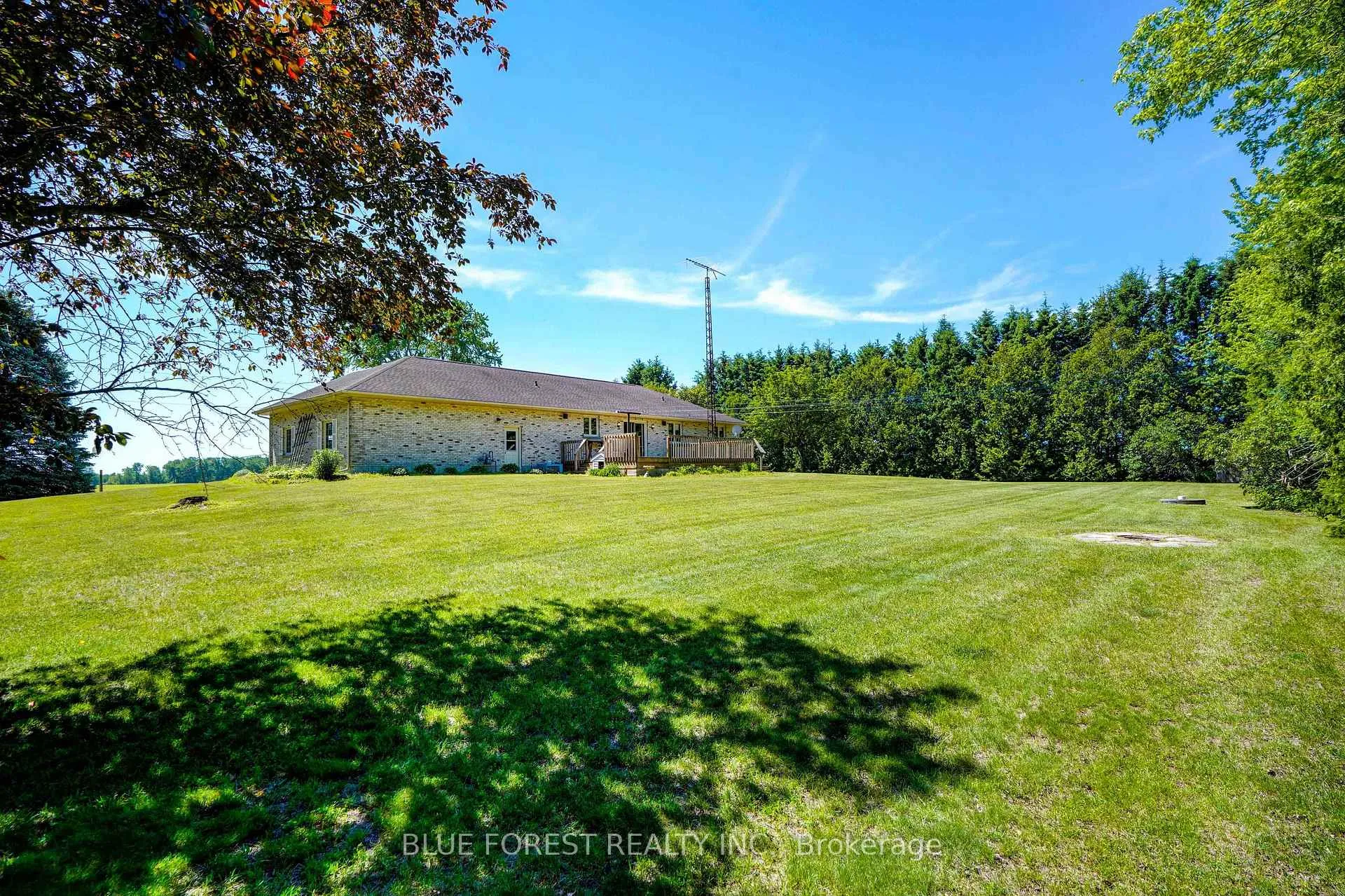 Photo 3 of 23168 Mcdougall Line, West Elgin, Rural West Elgin — HOMEH