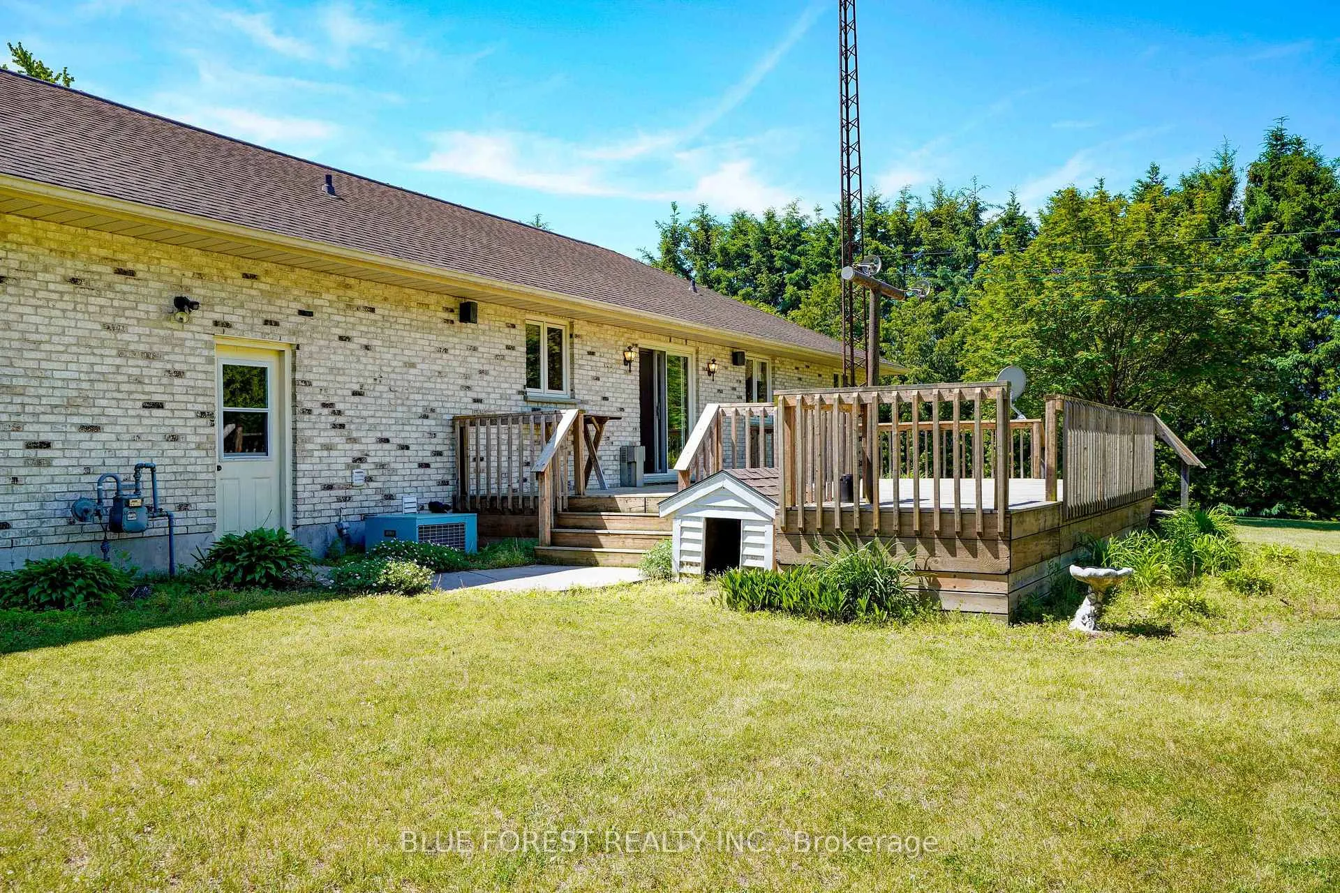 Photo 4 of 23168 Mcdougall Line, West Elgin, Rural West Elgin — HOMEH