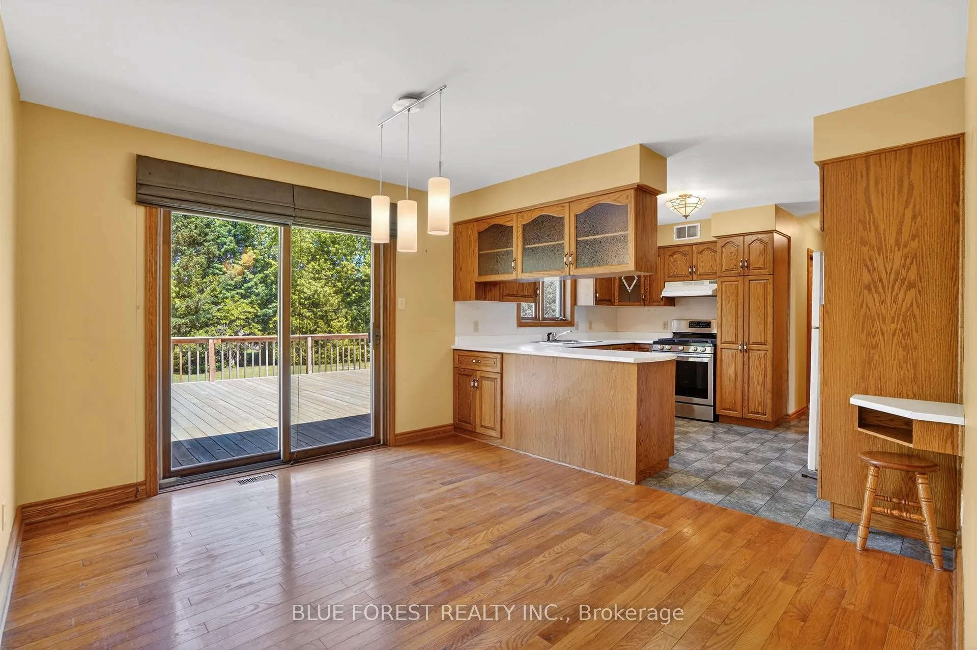 Photo 9 of 23168 Mcdougall Line, West Elgin, Rural West Elgin — HOMEH