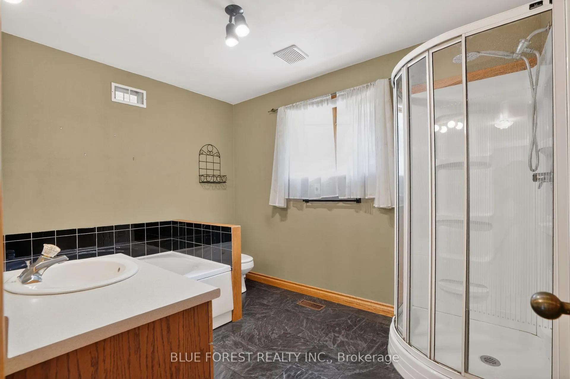 Photo 20 of 23168 Mcdougall Line, West Elgin, Rural West Elgin — HOMEH