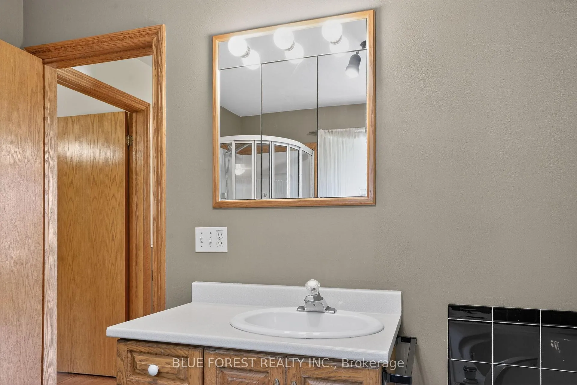 Photo 21 of 23168 Mcdougall Line, West Elgin, Rural West Elgin — HOMEH