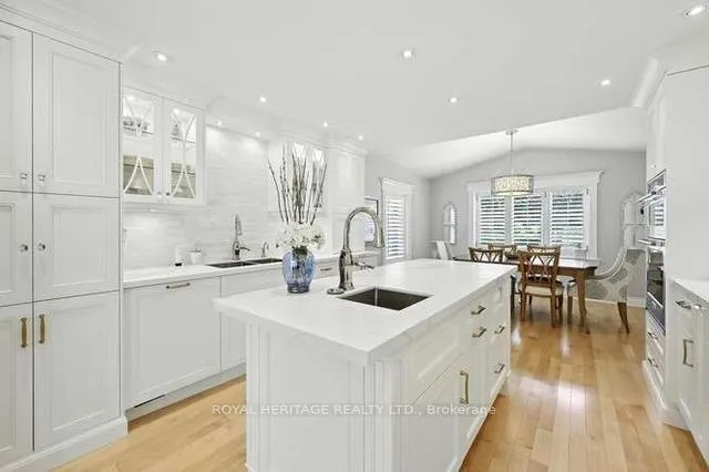 Photo 12 of 1549 Willowside Court, Pickering, Bay Ridges — HOMEH