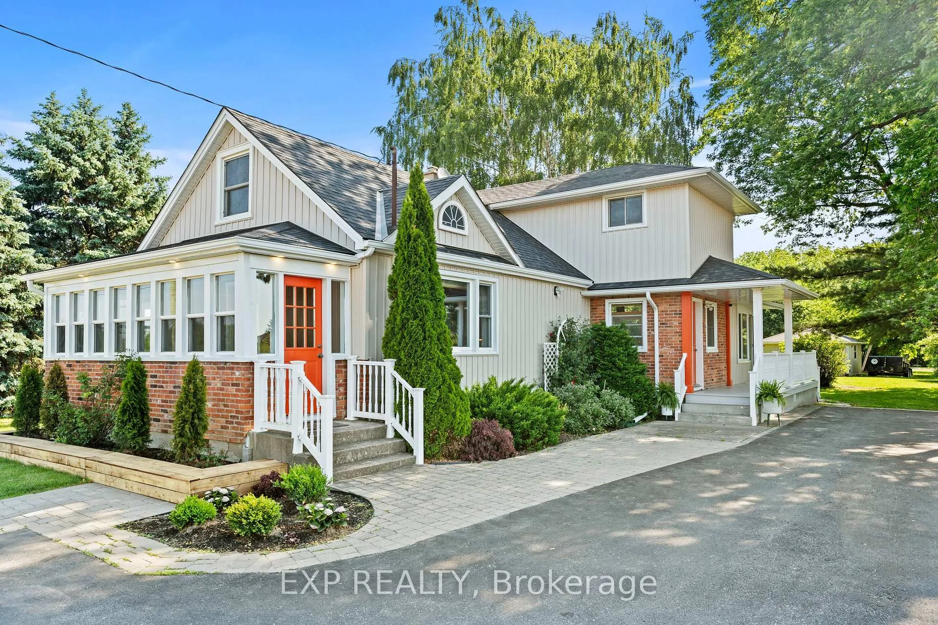 Photo 1 of 1602 Third Street, St. Catharines, Rural Fourth — HOMEH
