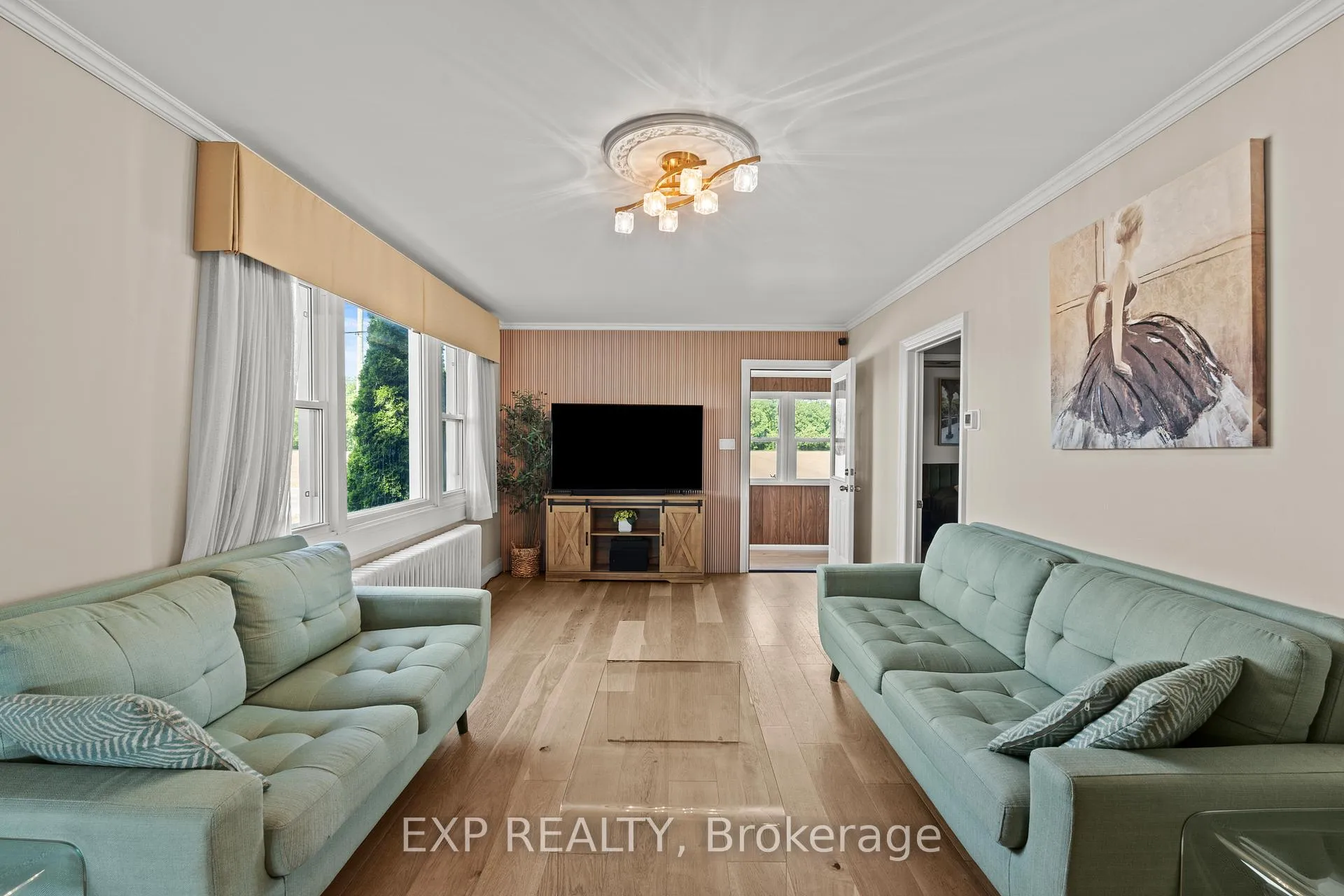 Photo 5 of 1602 Third Street, St. Catharines, Rural Fourth — HOMEH
