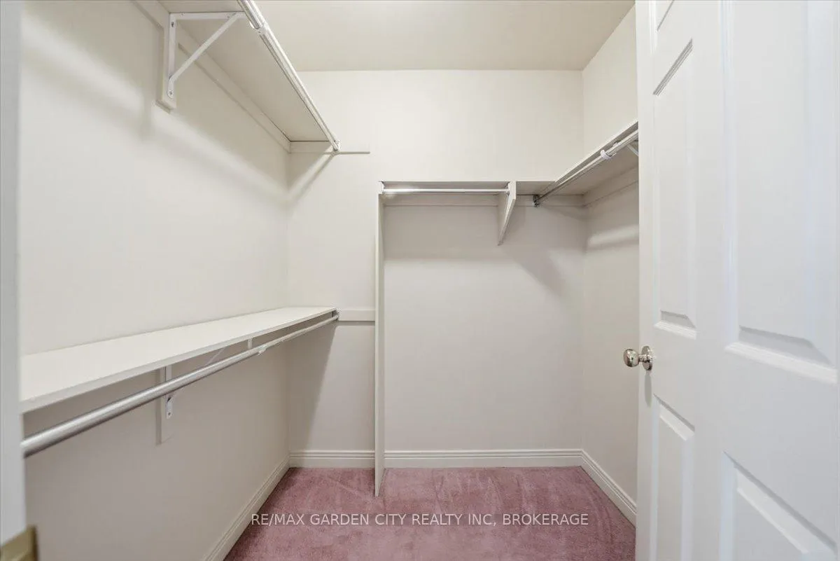 Photo 19 of 9 Evelyn Court, Pelham, Fonthill — HOMEH