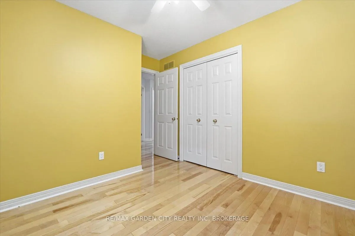 Photo 21 of 9 Evelyn Court, Pelham, Fonthill — HOMEH