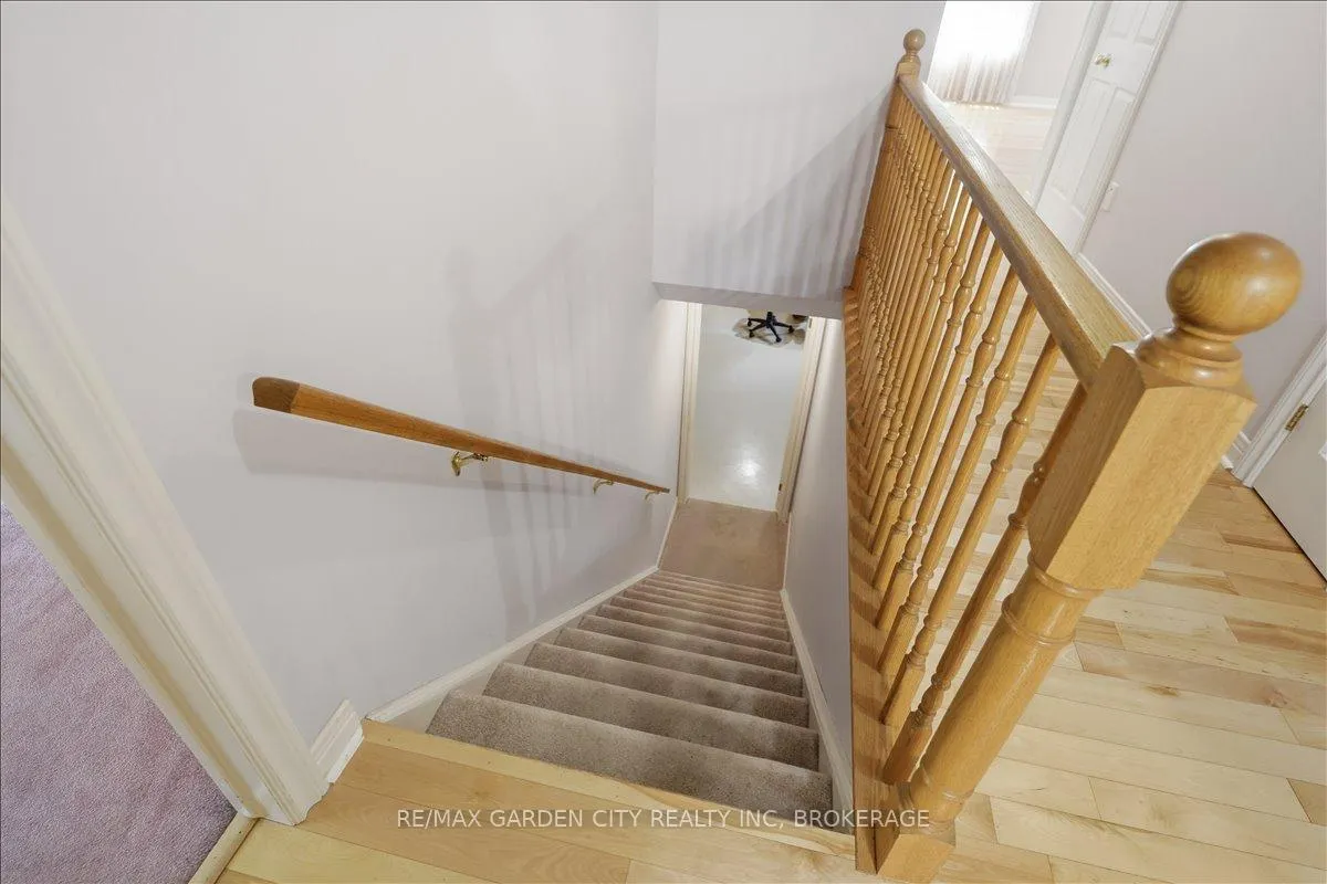Photo 26 of 9 Evelyn Court, Pelham, Fonthill — HOMEH