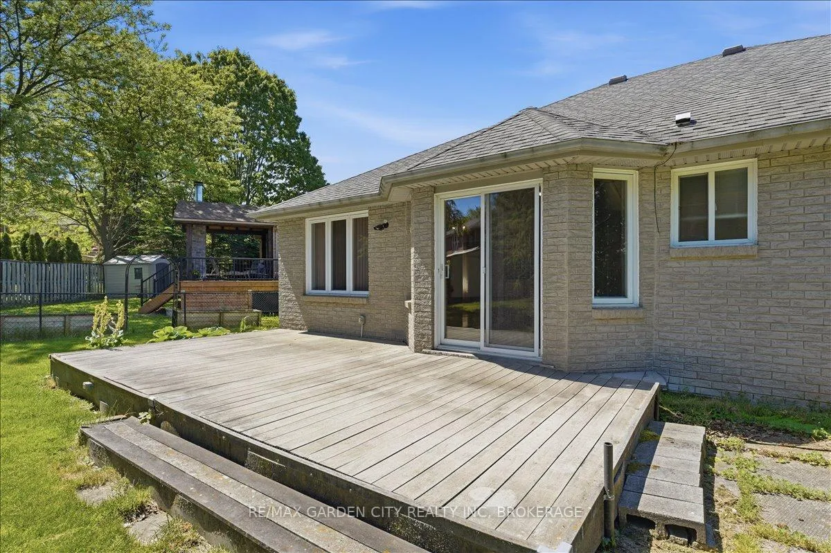 Photo 31 of 9 Evelyn Court, Pelham, Fonthill — HOMEH