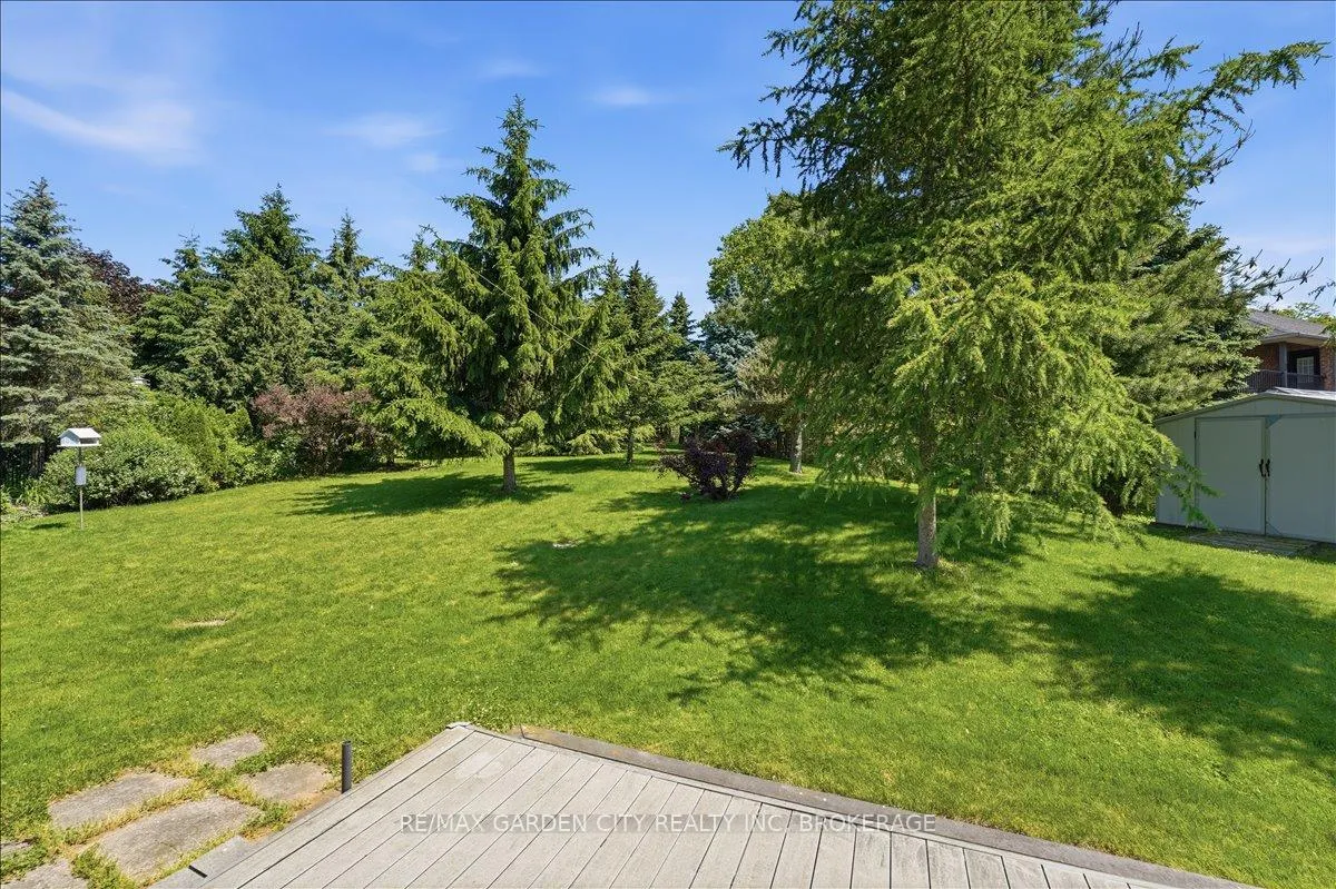 Photo 33 of 9 Evelyn Court, Pelham, Fonthill — HOMEH