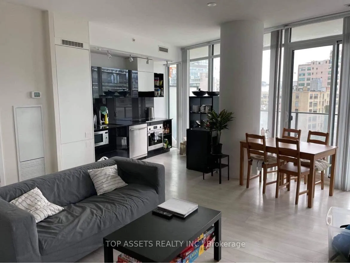 Photo 4 of Unit 602, 125 Peter Street, Toronto, Waterfront Communities — HOMEH