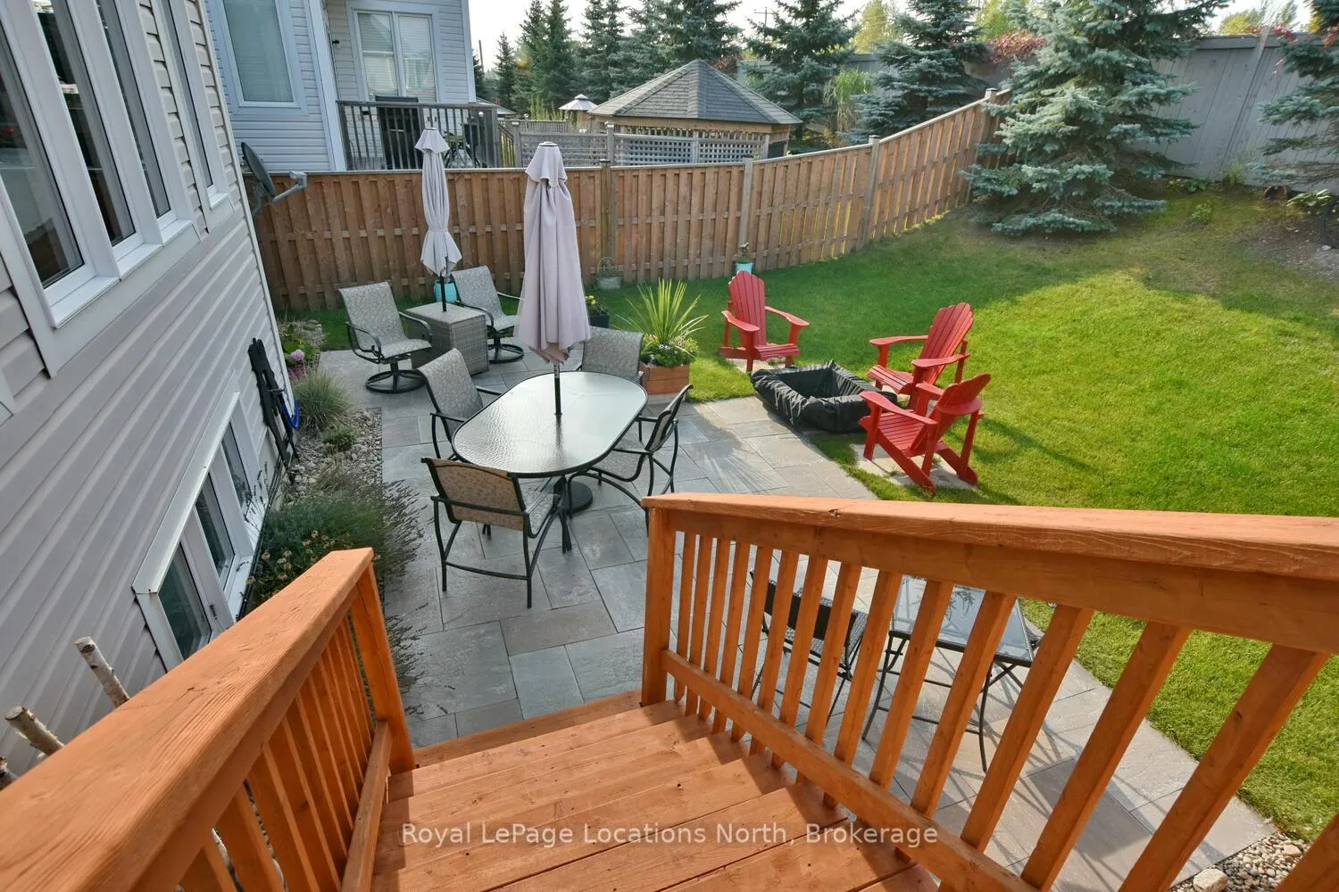 Photo 6 of 26 Starboard Circle, Wasaga Beach — HOMEH