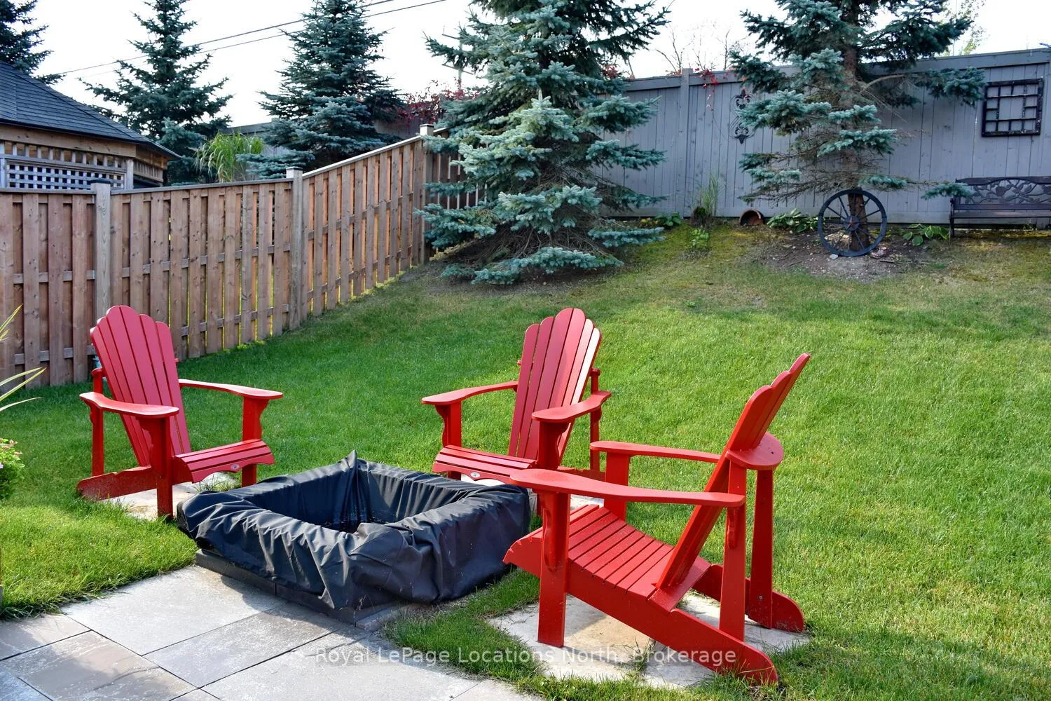 Photo 9 of 26 Starboard Circle, Wasaga Beach — HOMEH