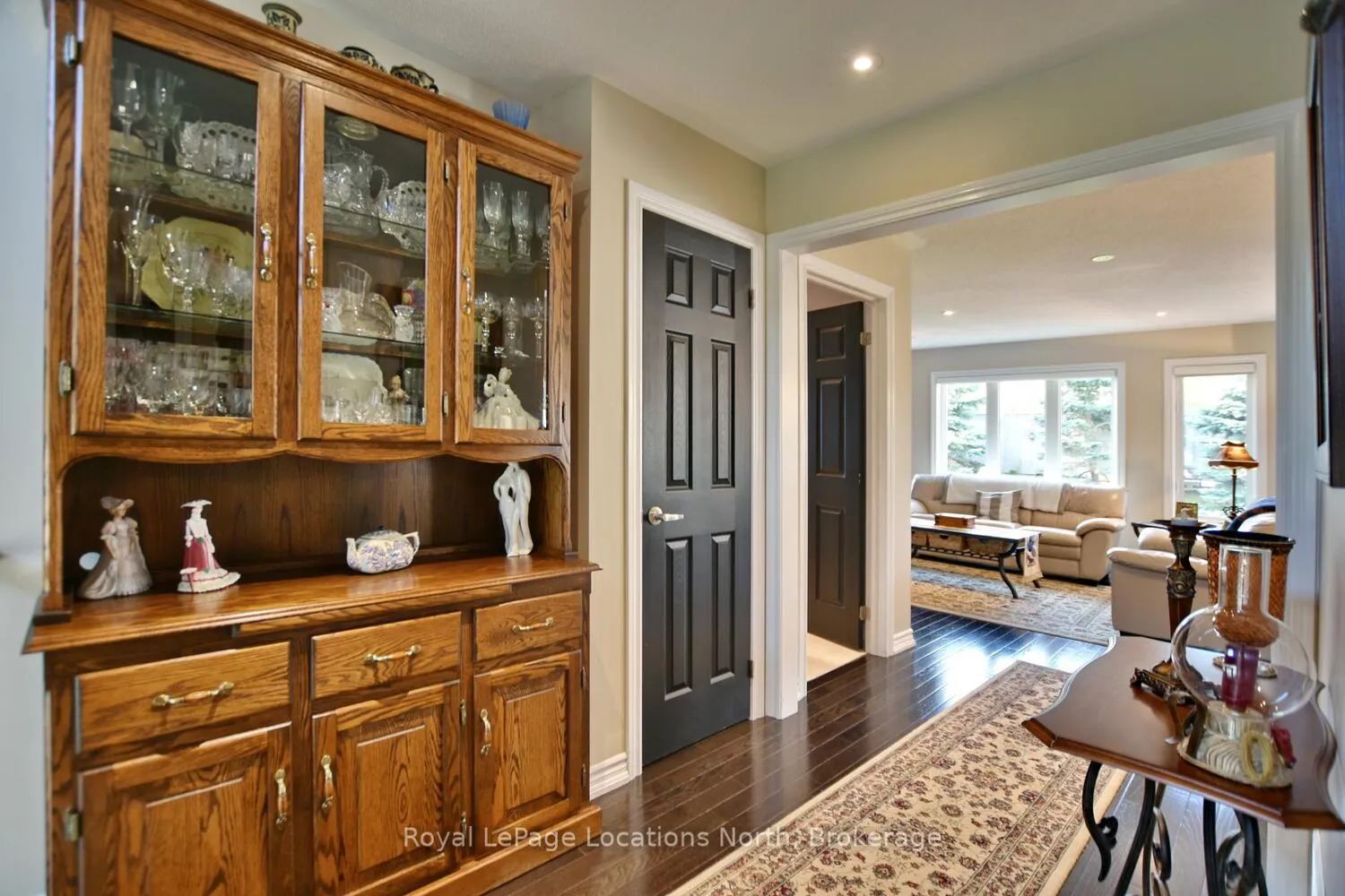 Photo 12 of 26 Starboard Circle, Wasaga Beach — HOMEH