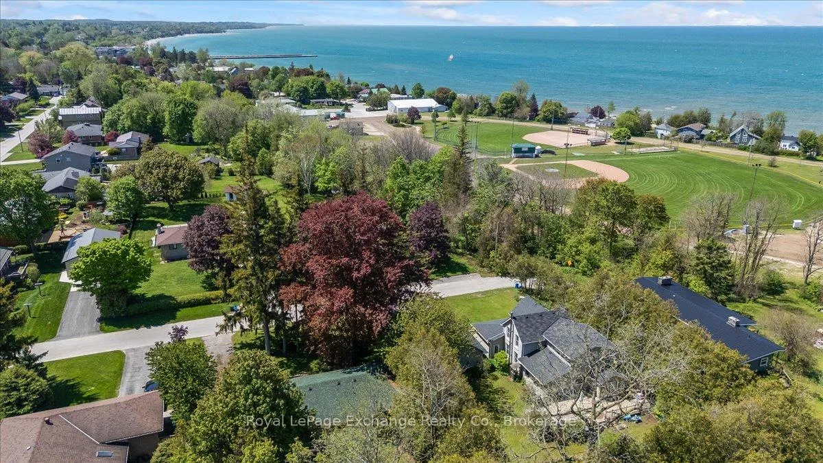 Photo 5 of 167 Nelson Street, Kincardine — HOMEH
