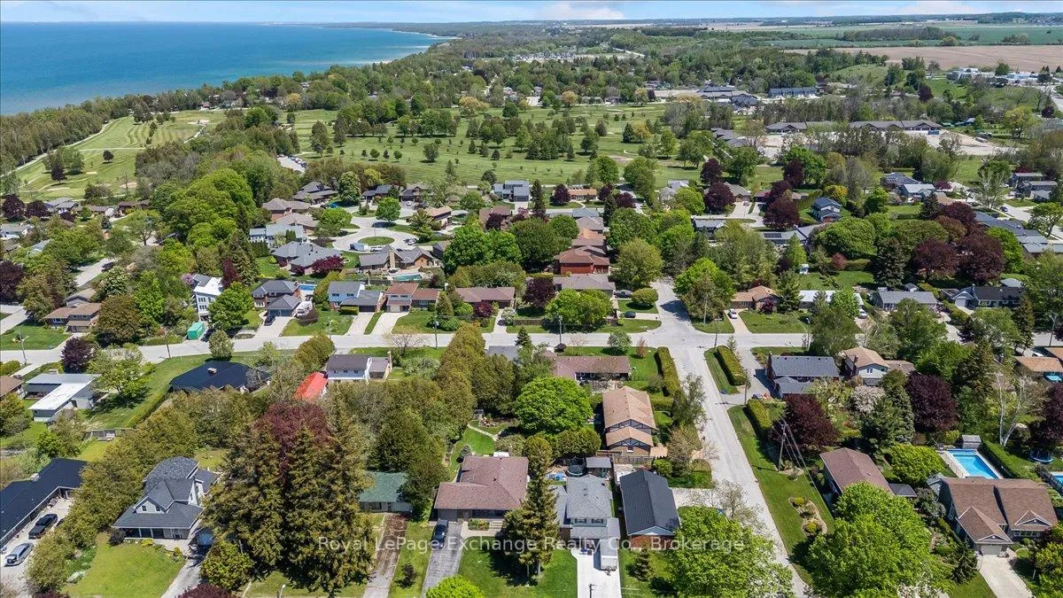 Photo 6 of 167 Nelson Street, Kincardine — HOMEH