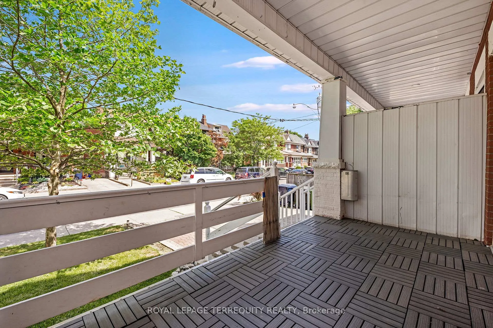 Photo 4 of 54 St Clair Gardens, Toronto, Corso Italia-Davenport — HOMEH