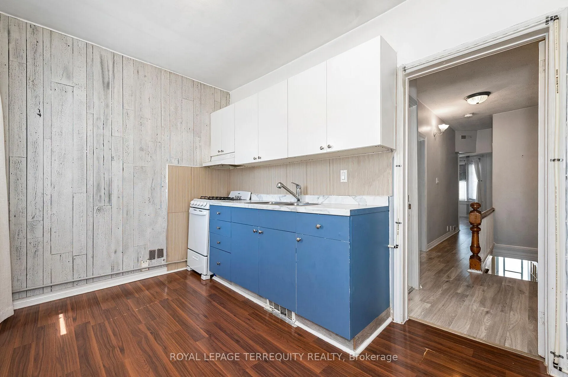 Photo 20 of 54 St Clair Gardens, Toronto, Corso Italia-Davenport — HOMEH