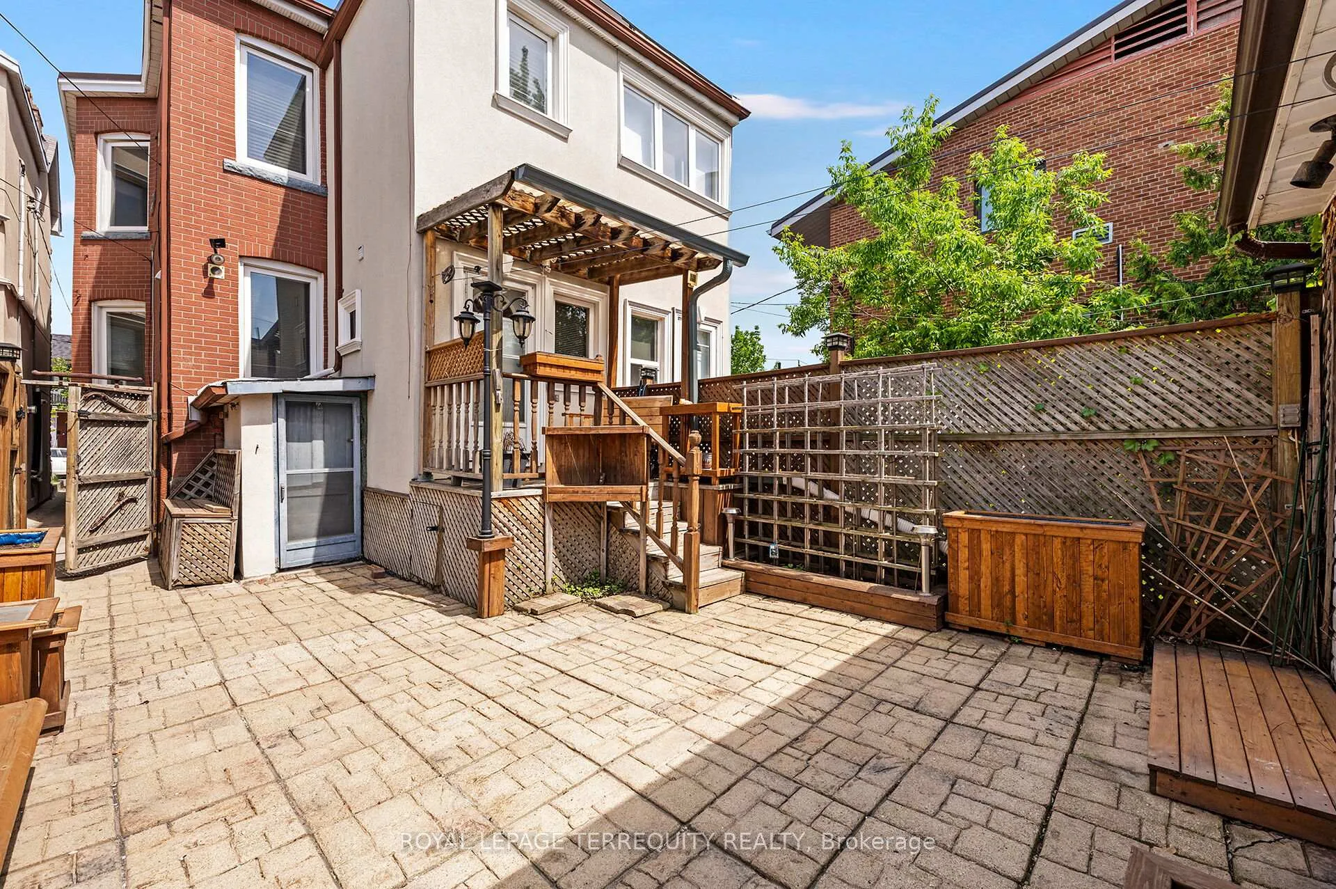 Photo 36 of 54 St Clair Gardens, Toronto, Corso Italia-Davenport — HOMEH
