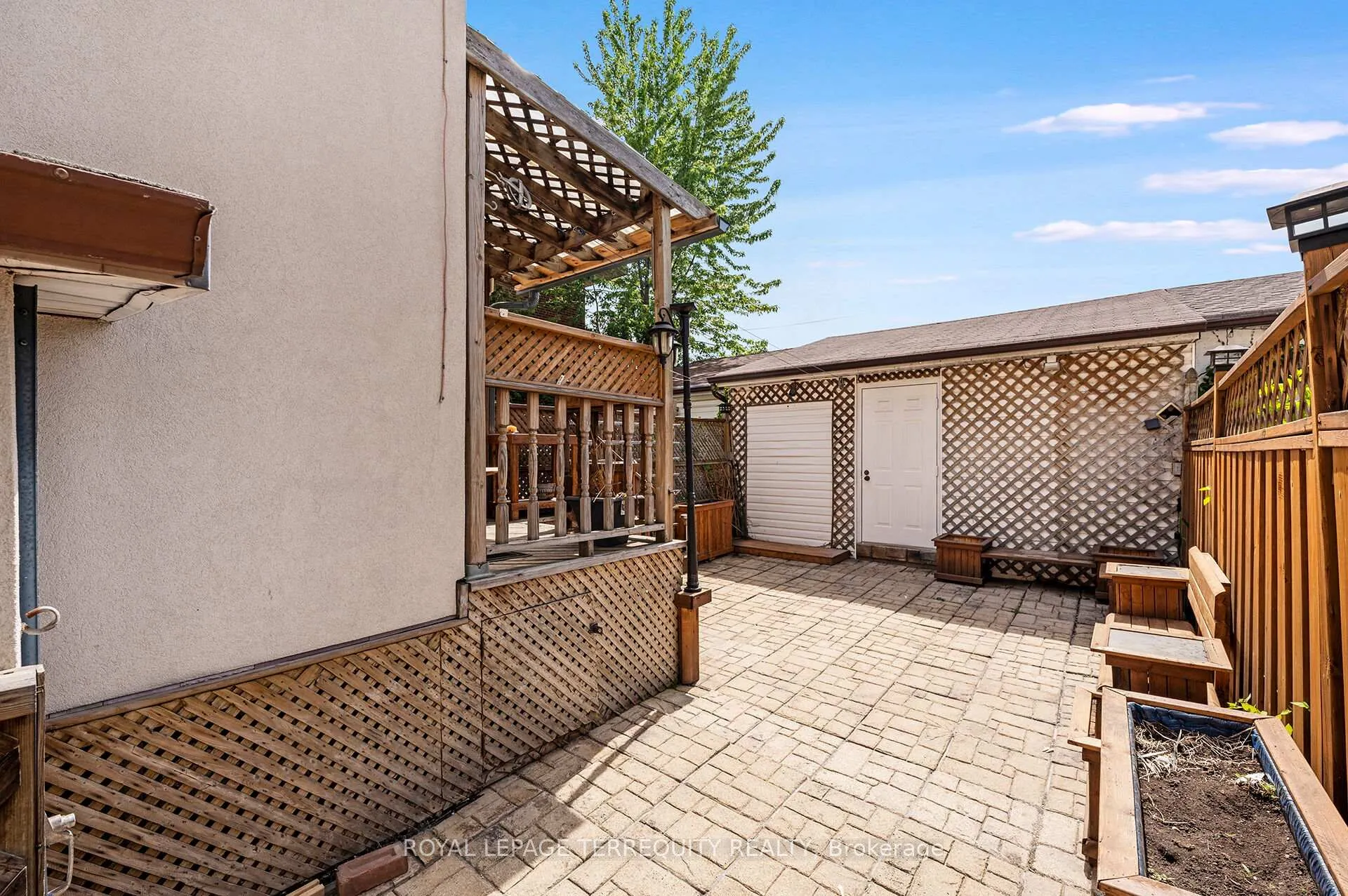Photo 38 of 54 St Clair Gardens, Toronto, Corso Italia-Davenport — HOMEH