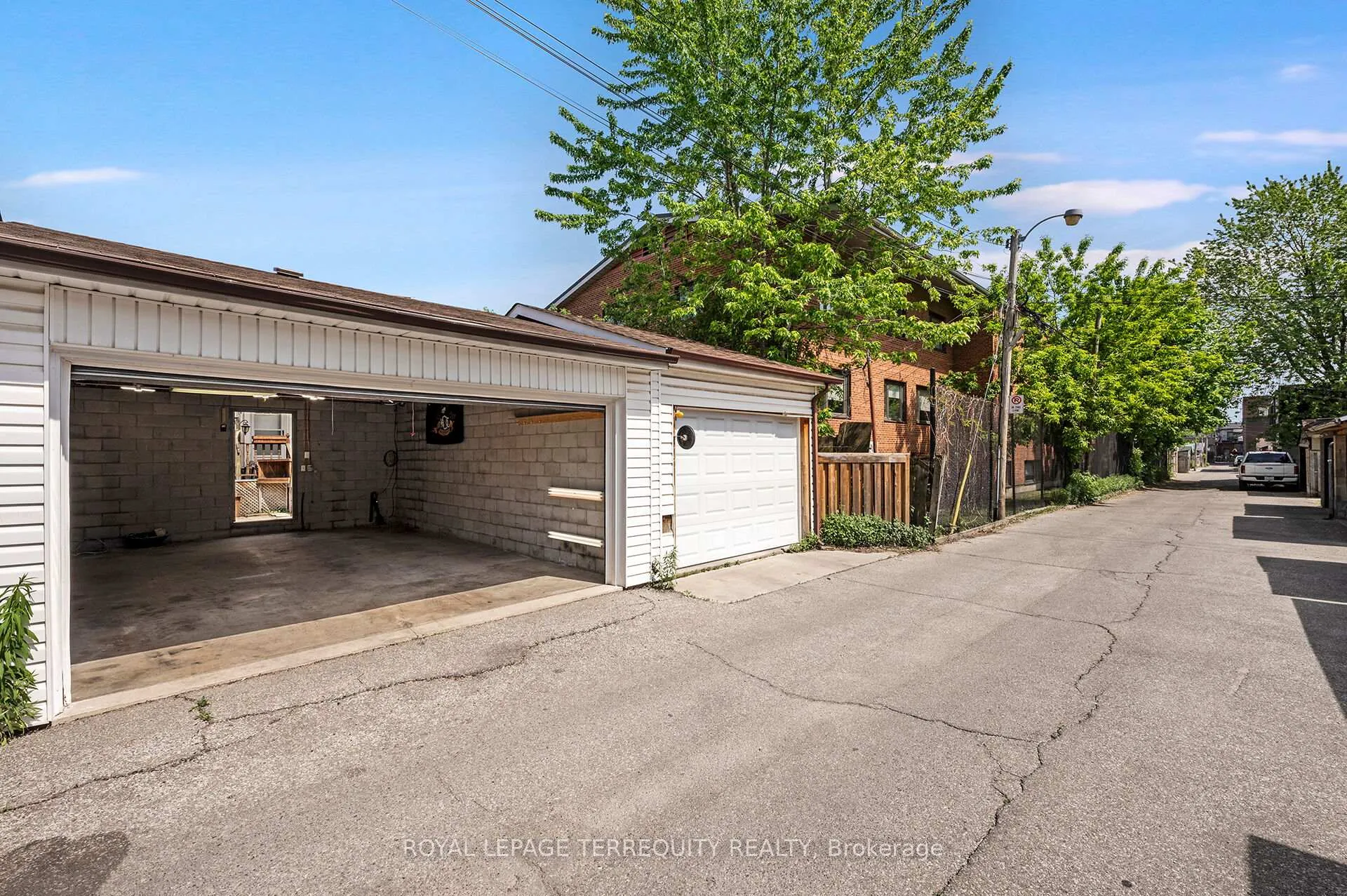 Photo 40 of 54 St Clair Gardens, Toronto, Corso Italia-Davenport — HOMEH
