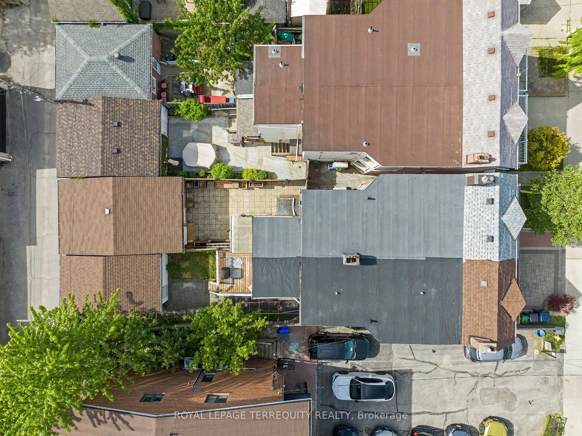 Photo 46 of 54 St Clair Gardens, Toronto, Corso Italia-Davenport — HOMEH