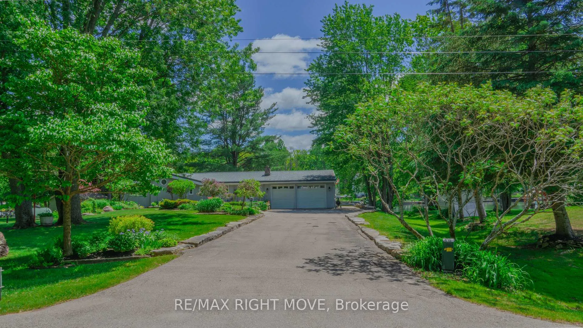 Photo 3 of 1092 Cowbell Lane, Gravenhurst, Morrison — HOMEH