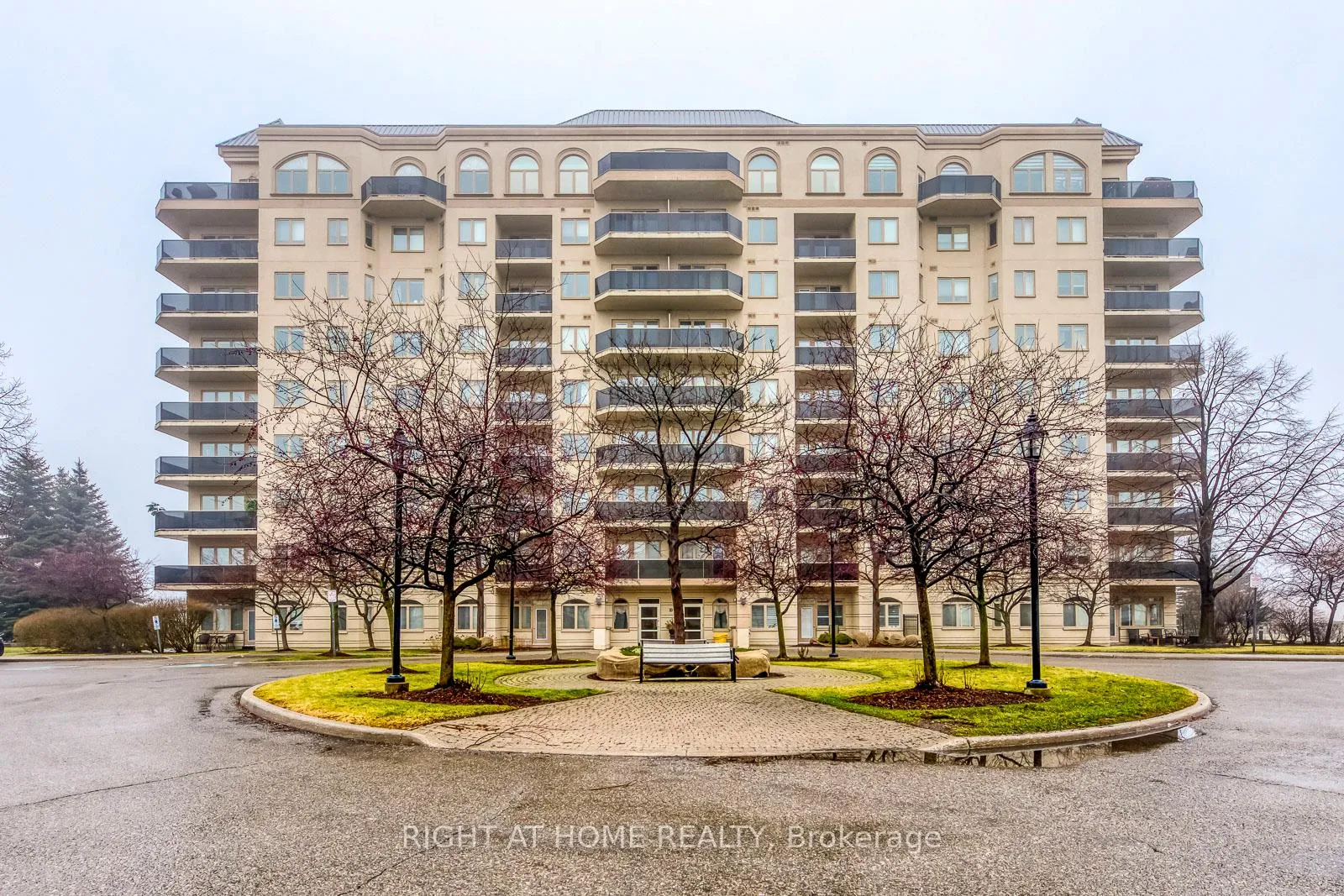 Photo 1 of Unit 805, 10 Dayspring Circle, Brampton, Goreway Drive Corridor — HOMEH