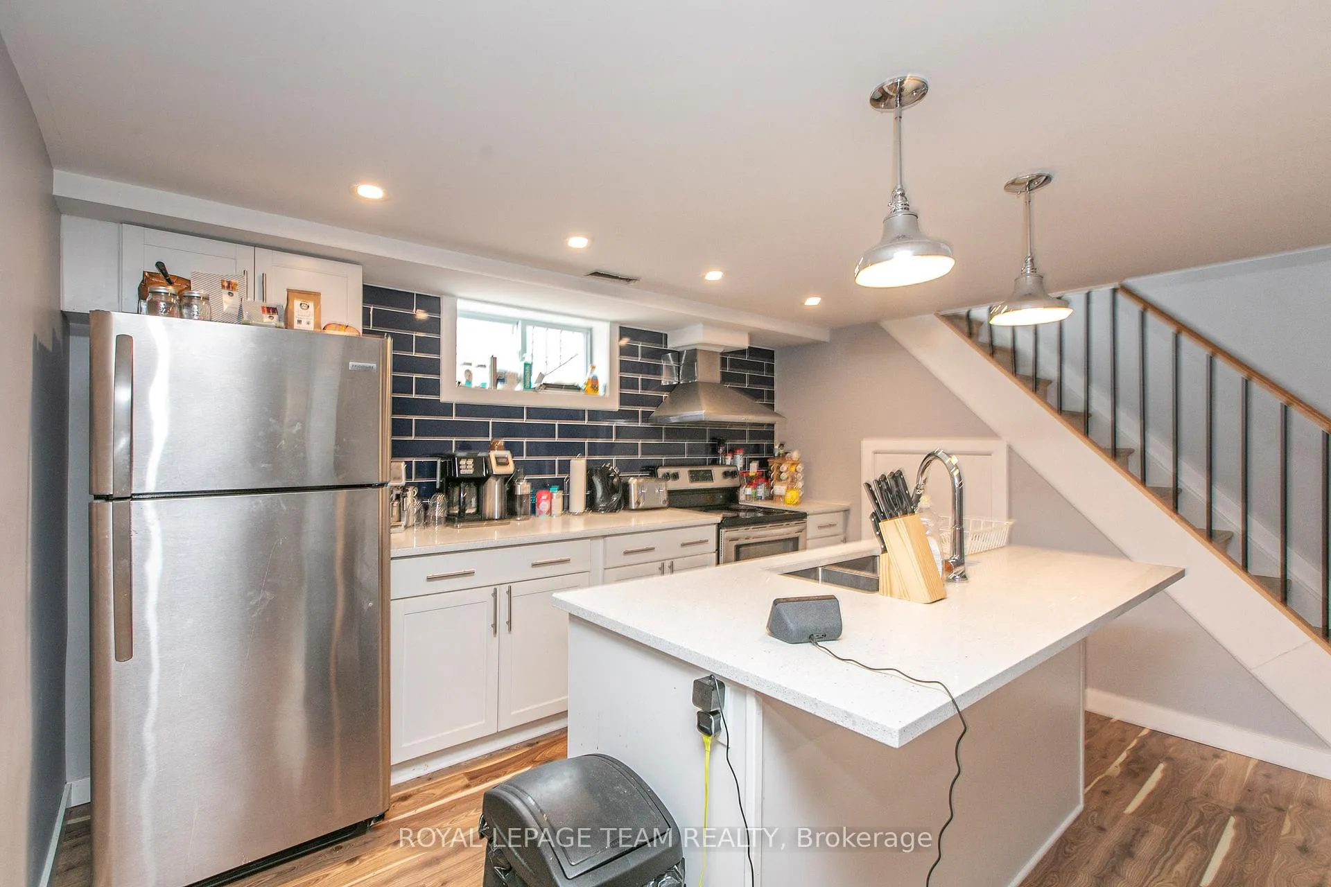 Photo 8 of Unit 2, 1579 Digby Street, Ottawa, Riverview Park — HOMEH