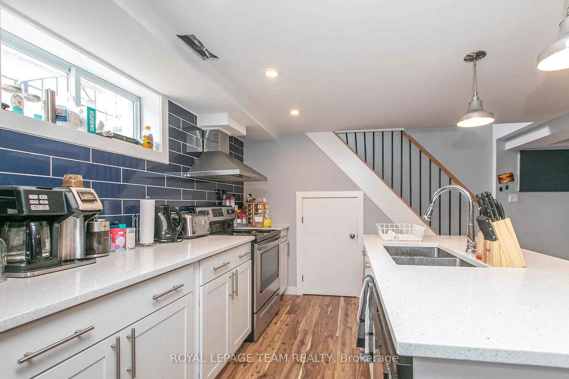 Photo 11 of Unit 2, 1579 Digby Street, Ottawa, Riverview Park — HOMEH