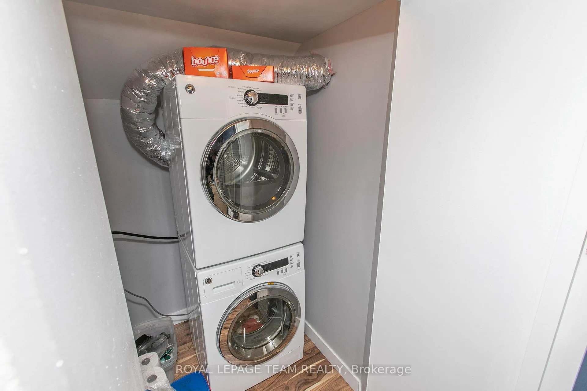 Photo 16 of Unit 2, 1579 Digby Street, Ottawa, Riverview Park — HOMEH