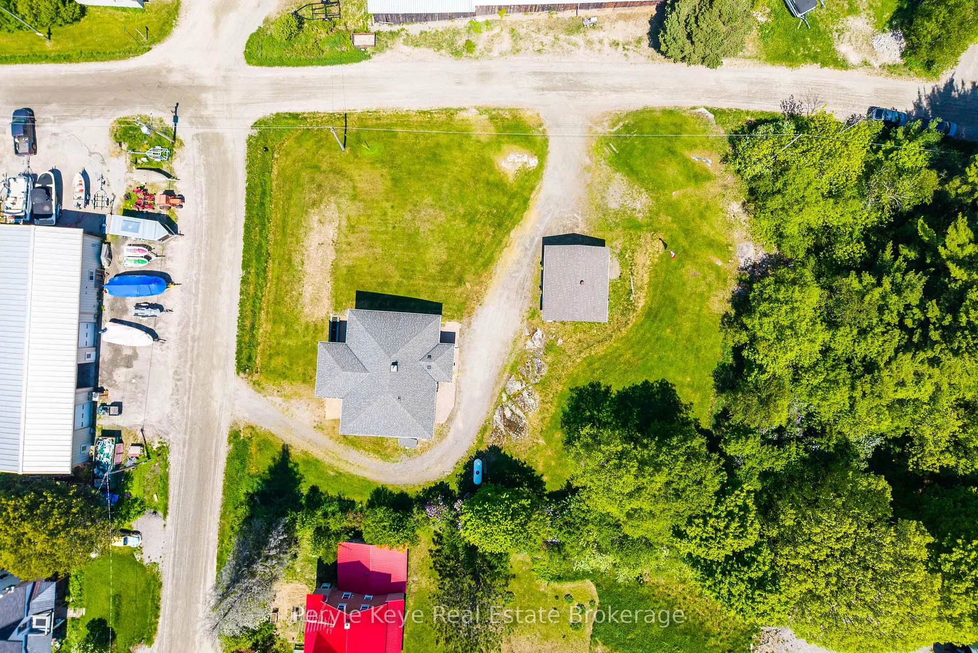 Photo 11 of 81 Miller Street, Magnetawan — HOMEH