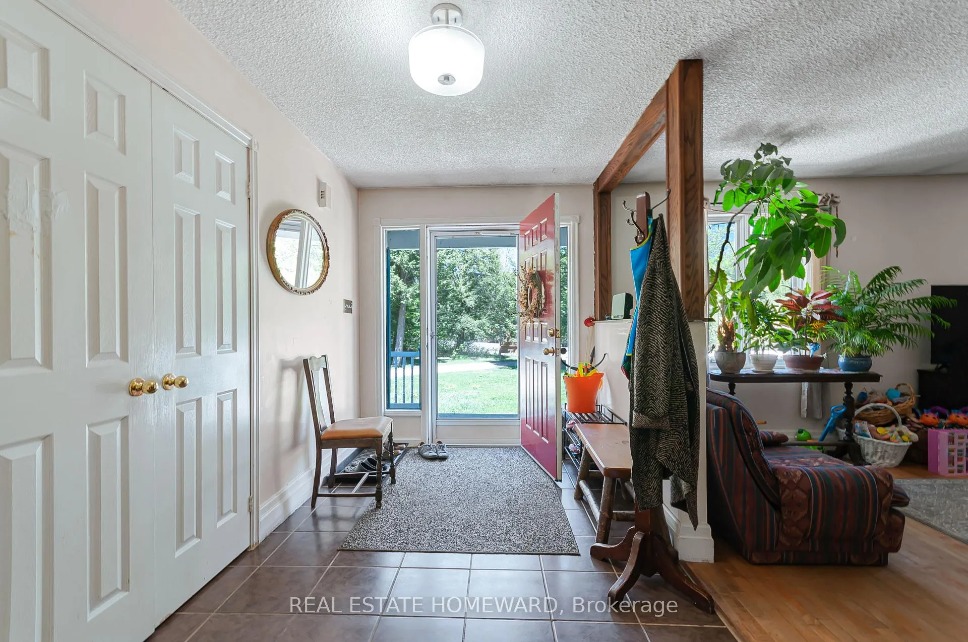 Photo 5 of 2928 118 Highway E, Bracebridge, Oakley — HOMEH