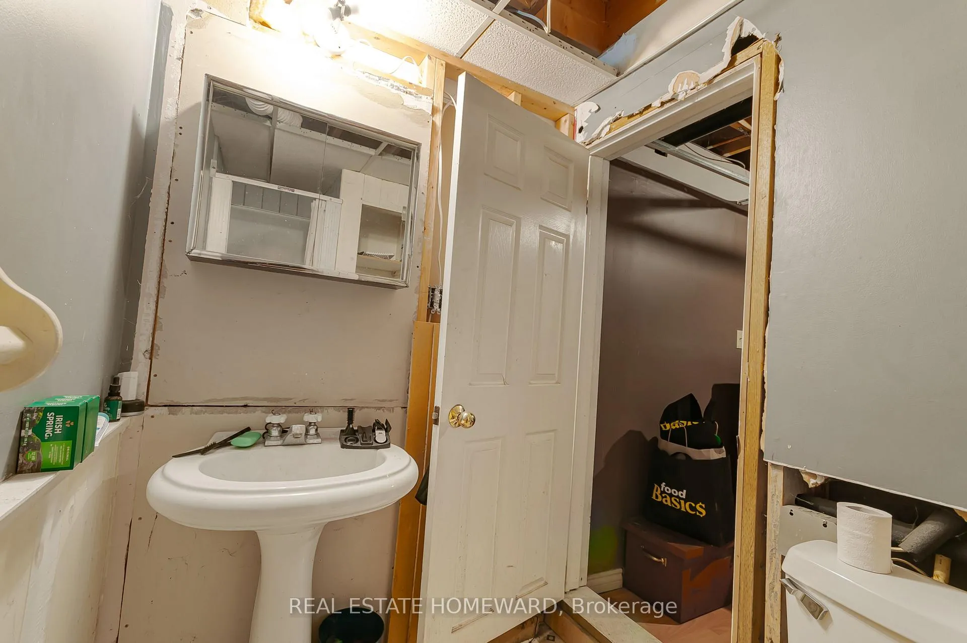 Photo 27 of 2928 118 Highway E, Bracebridge, Oakley — HOMEH