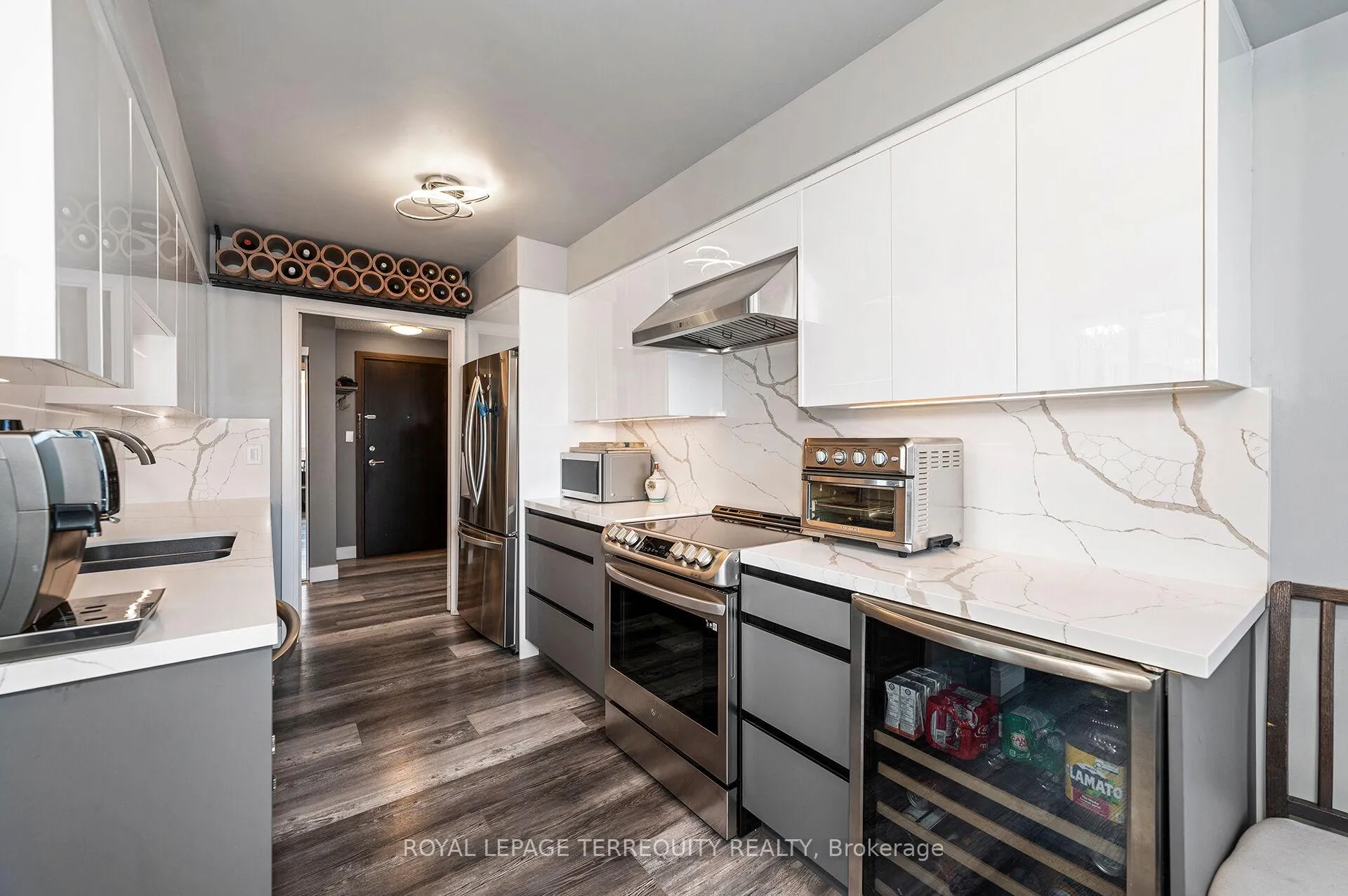 Photo 10 of Unit 2040, 35 Viking Lane, Etobicoke, Islington-City Centre West — HOMEH