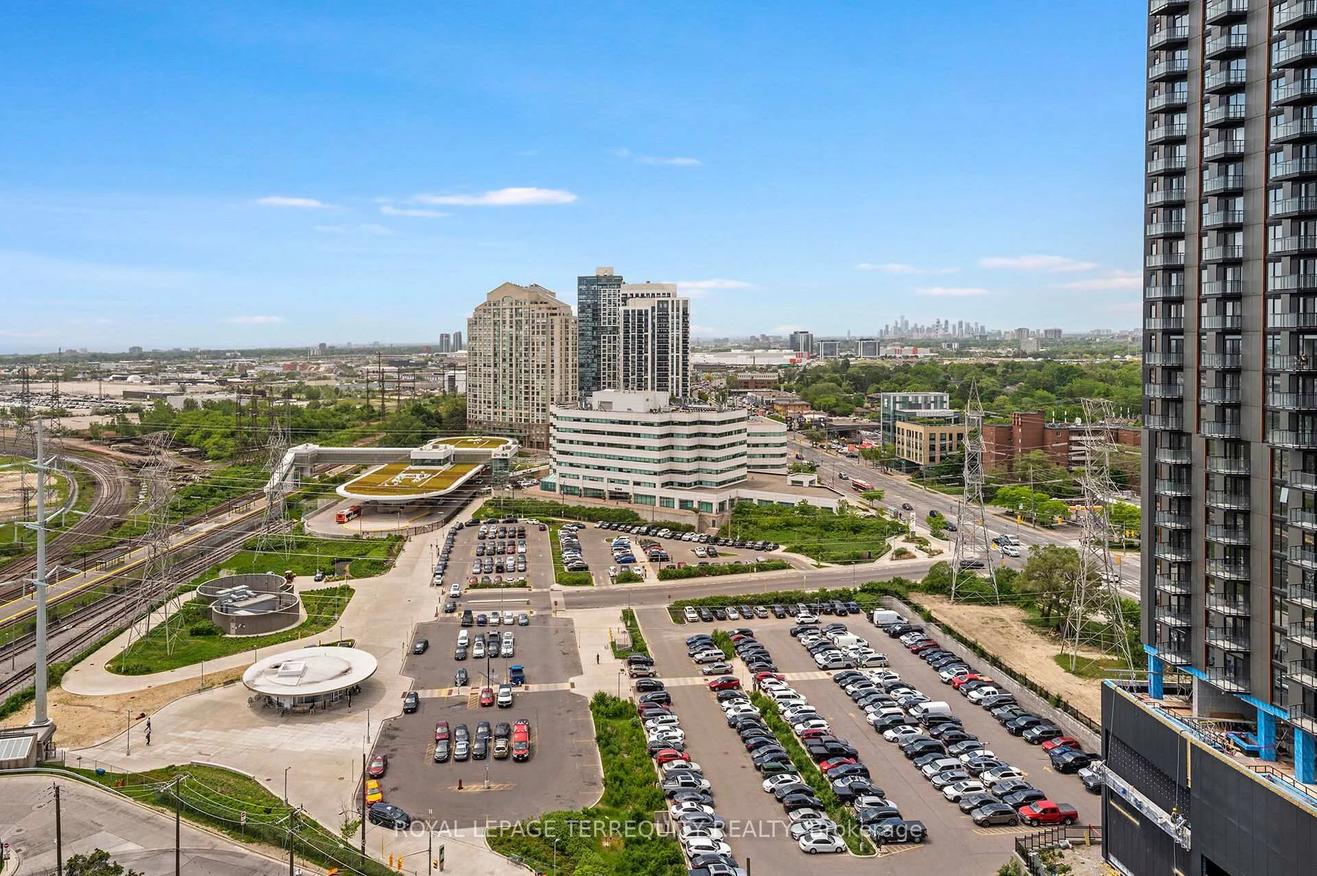 Photo 19 of Unit 2040, 35 Viking Lane, Etobicoke, Islington-City Centre West — HOMEH