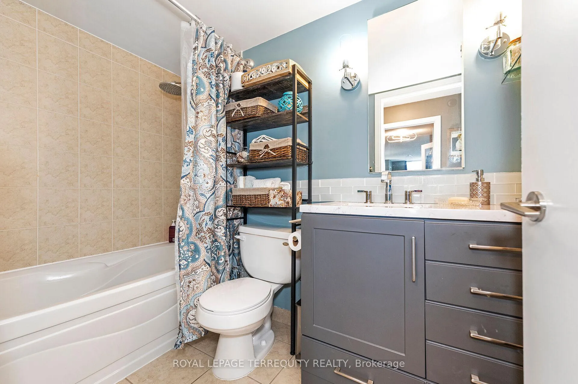 Photo 21 of Unit 2040, 35 Viking Lane, Etobicoke, Islington-City Centre West — HOMEH