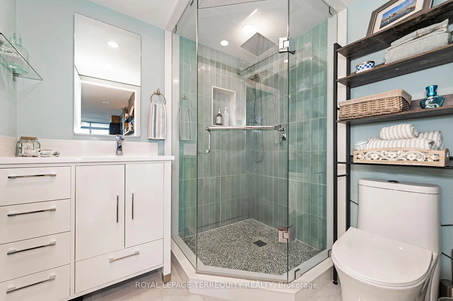 Photo 23 of Unit 2040, 35 Viking Lane, Etobicoke, Islington-City Centre West — HOMEH