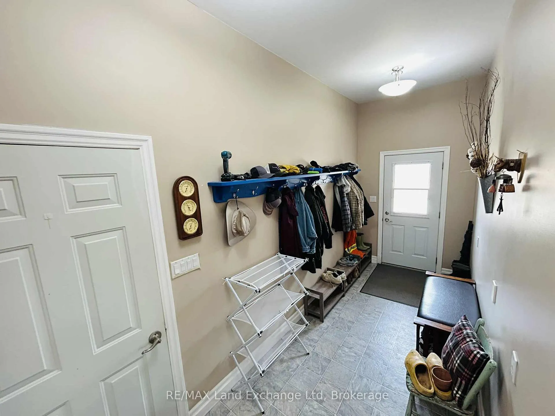 Photo 11 of 42056 Morris Road, Morris Turnberry, Morris — HOMEH