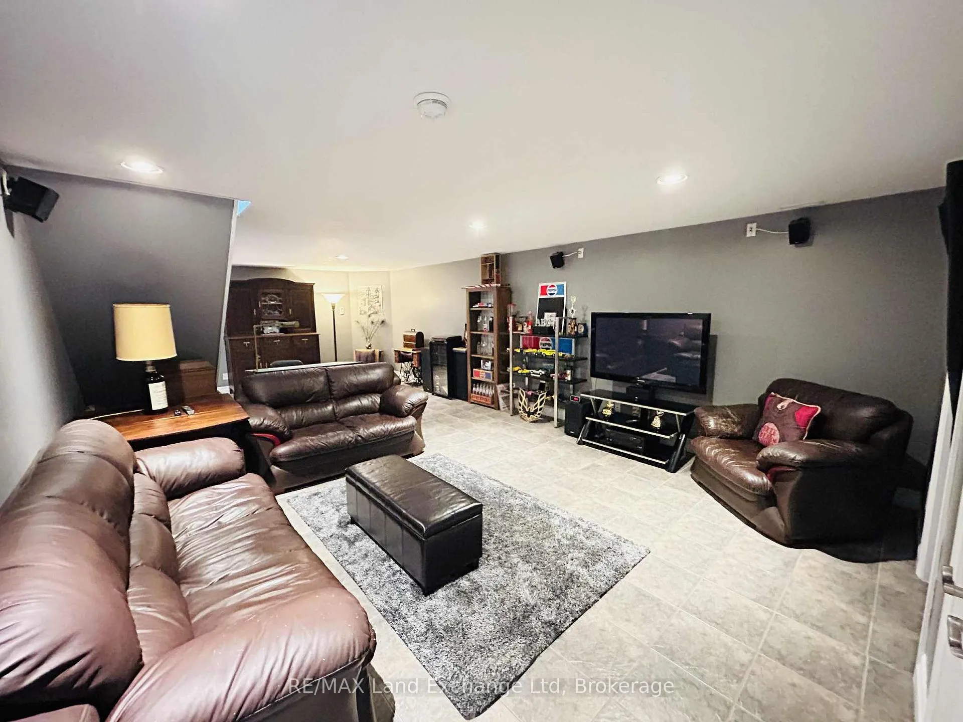 Photo 17 of 42056 Morris Road, Morris Turnberry, Morris — HOMEH