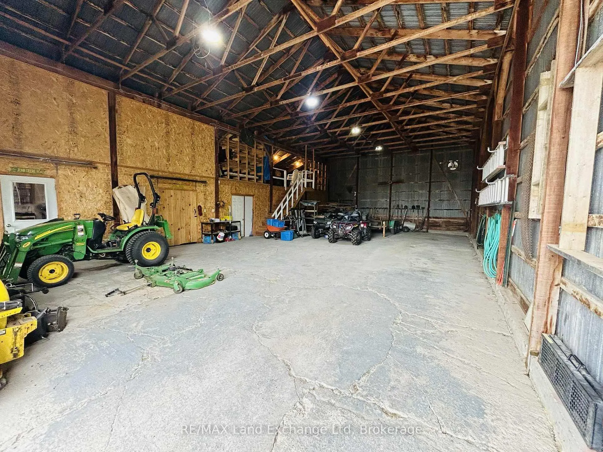 Photo 23 of 42056 Morris Road, Morris Turnberry, Morris — HOMEH