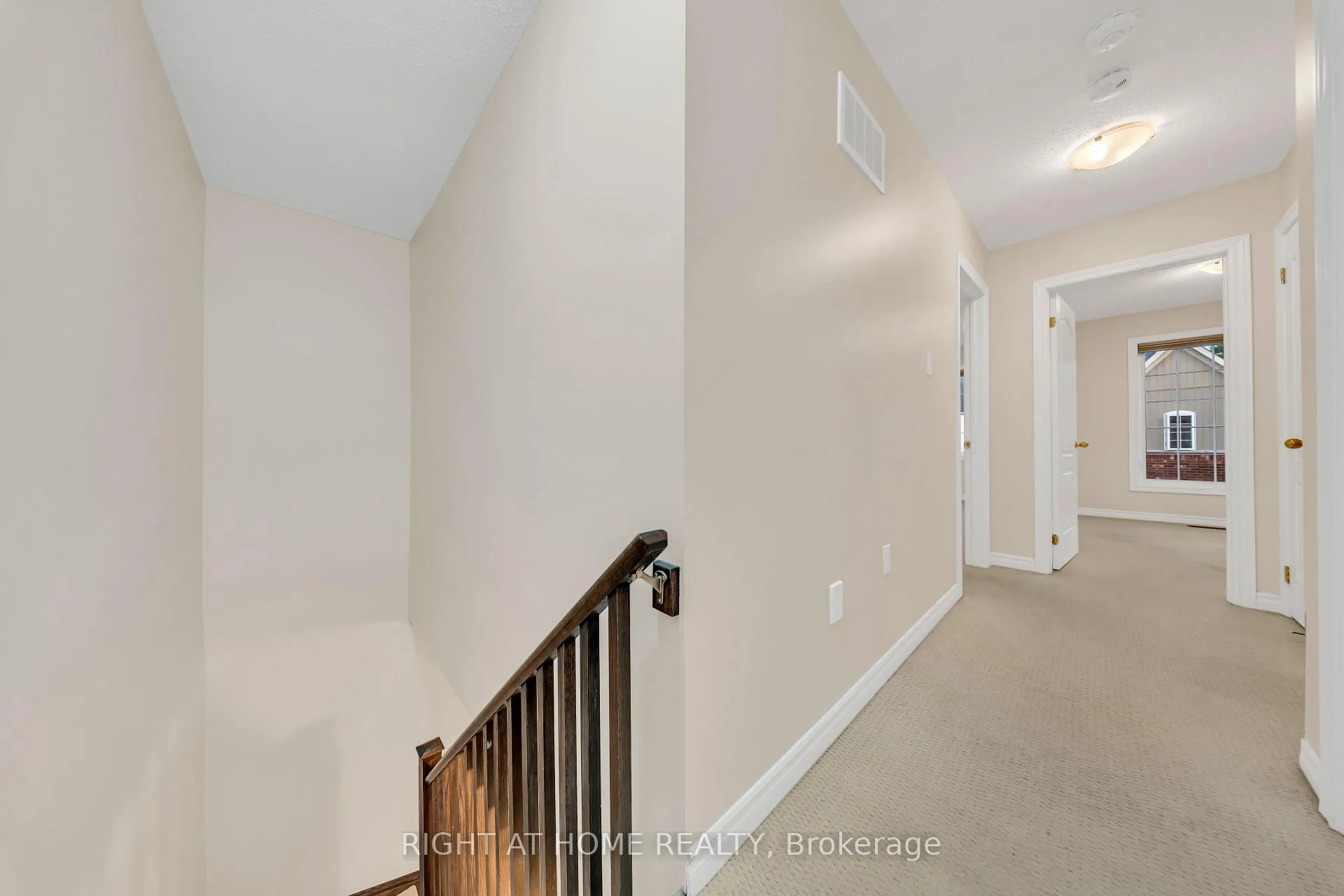 Photo 15 of Unit 84, 88 Decorso Drive, Guelph, Kortright East — HOMEH