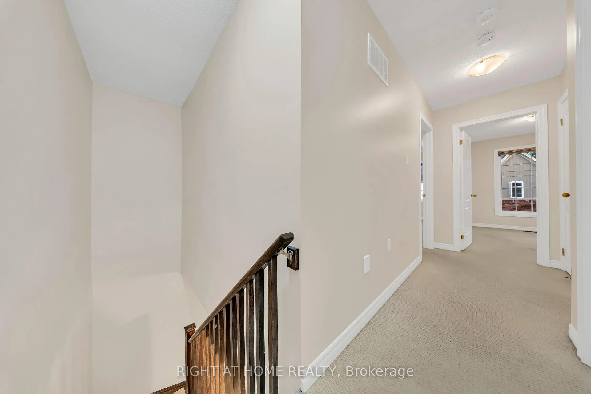 Photo 16 of Unit 84, 88 Decorso Drive, Guelph, Kortright East — HOMEH