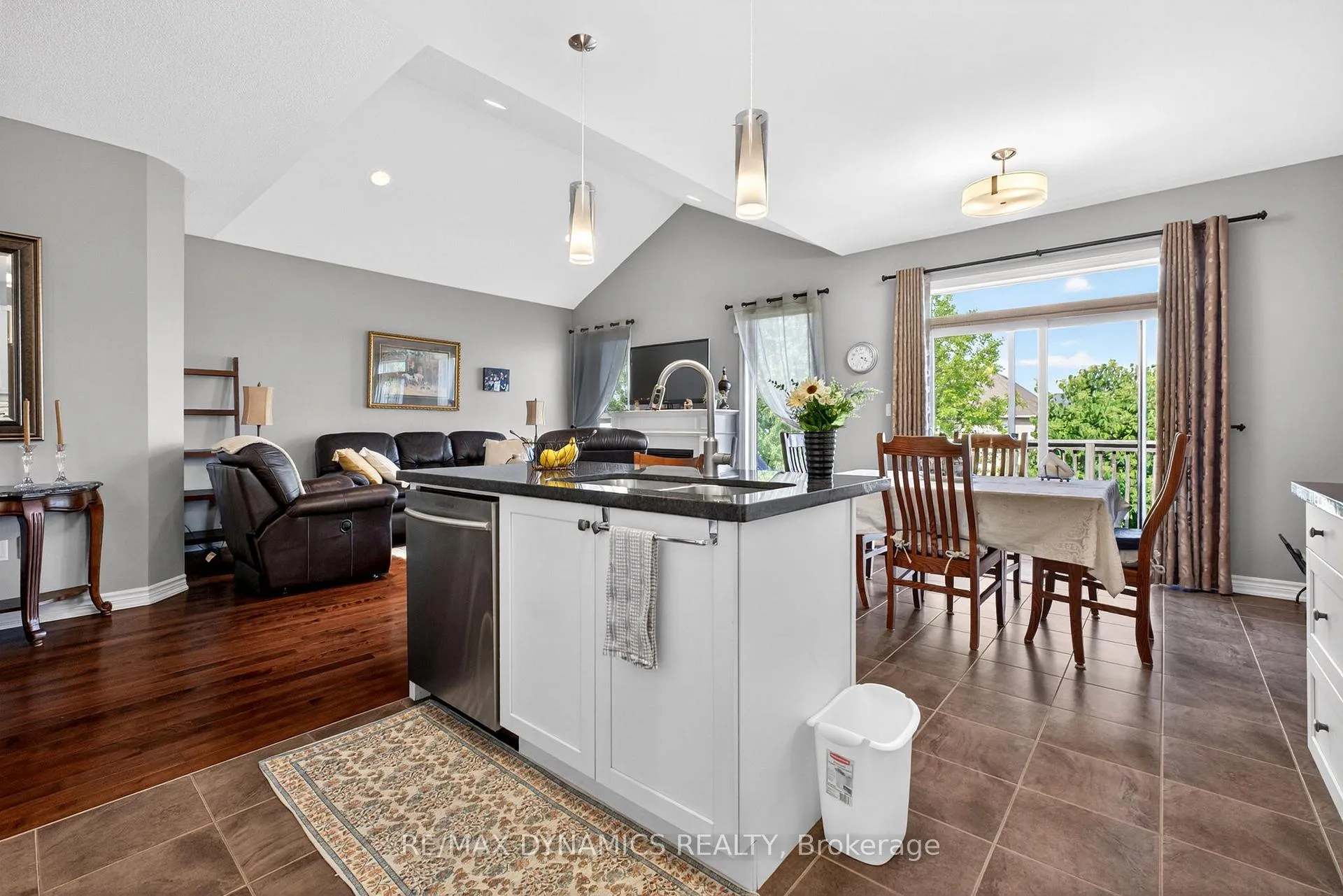 Photo 10 of 2231 Prestonvale Road, Clarington, Courtice — HOMEH