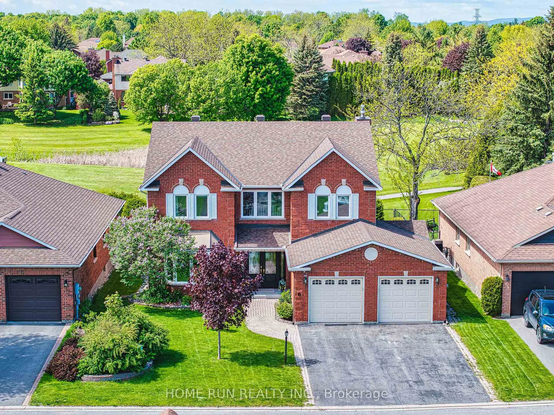 Photo 2 of 6 Zokol Crescent, Ottawa, Kanata - Kanata Lakes/Heritage Hills — HOMEH
