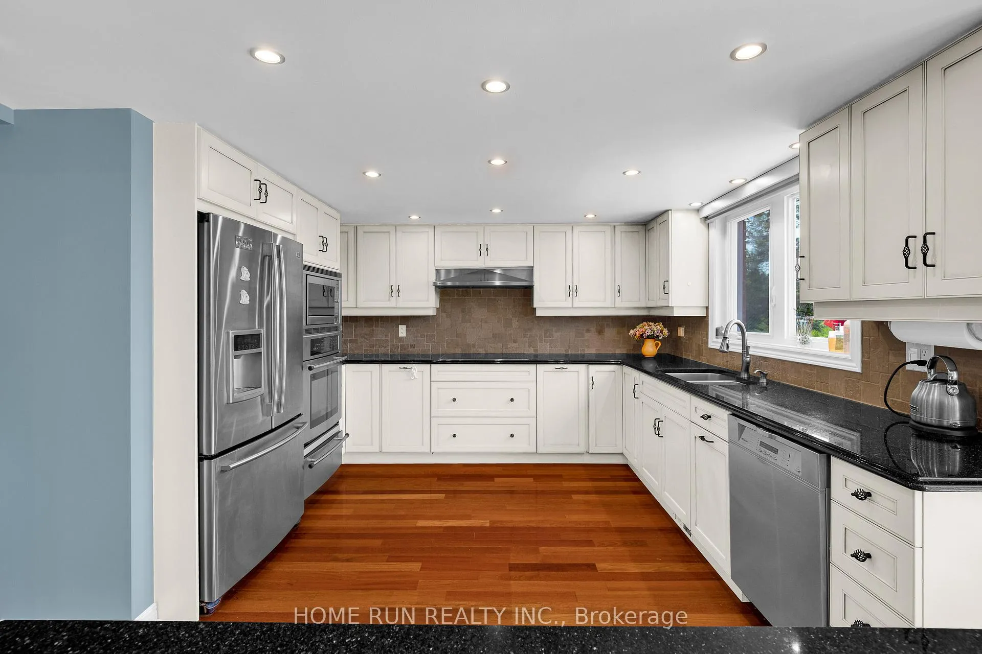 Photo 12 of 6 Zokol Crescent, Ottawa, Kanata - Kanata Lakes/Heritage Hills — HOMEH