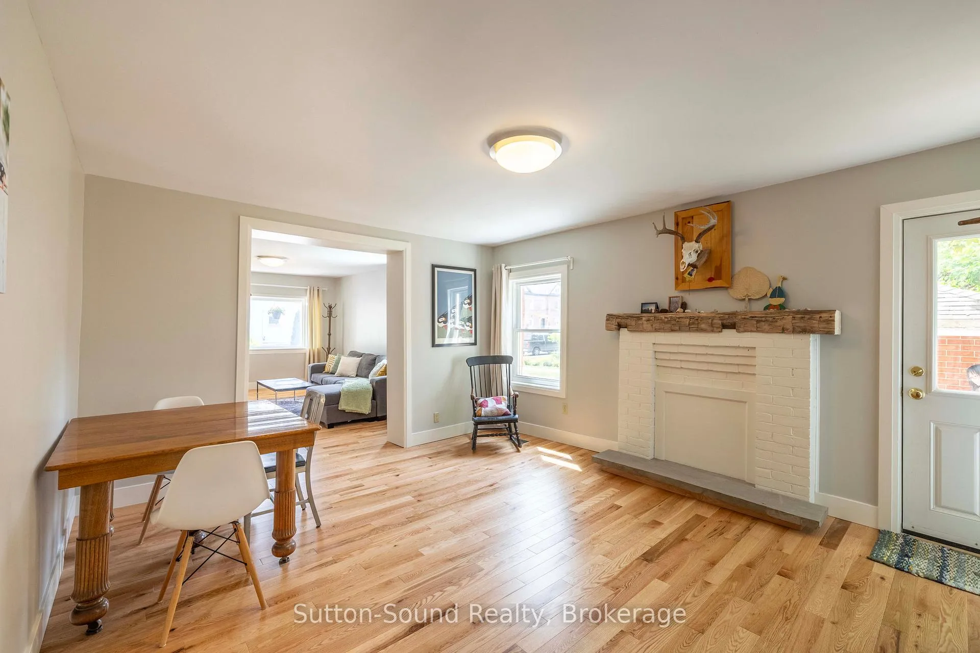 Photo 7 of 894 3rd Avenue W, Owen Sound — HOMEH