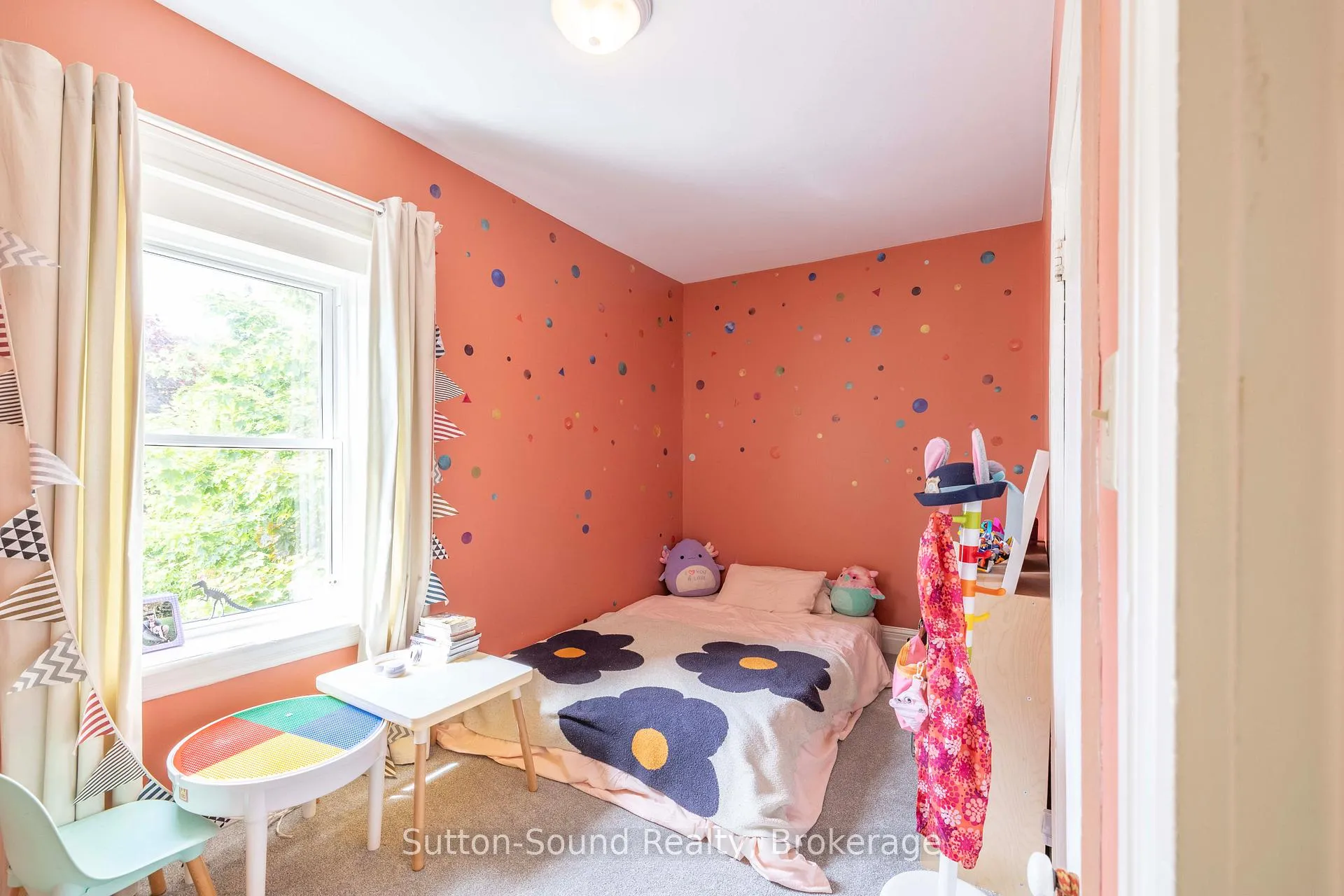 Photo 14 of 894 3rd Avenue W, Owen Sound — HOMEH