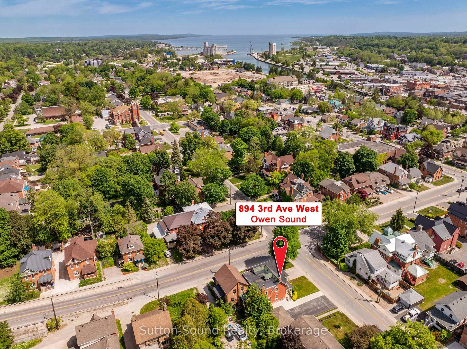 Photo 26 of 894 3rd Avenue W, Owen Sound — HOMEH